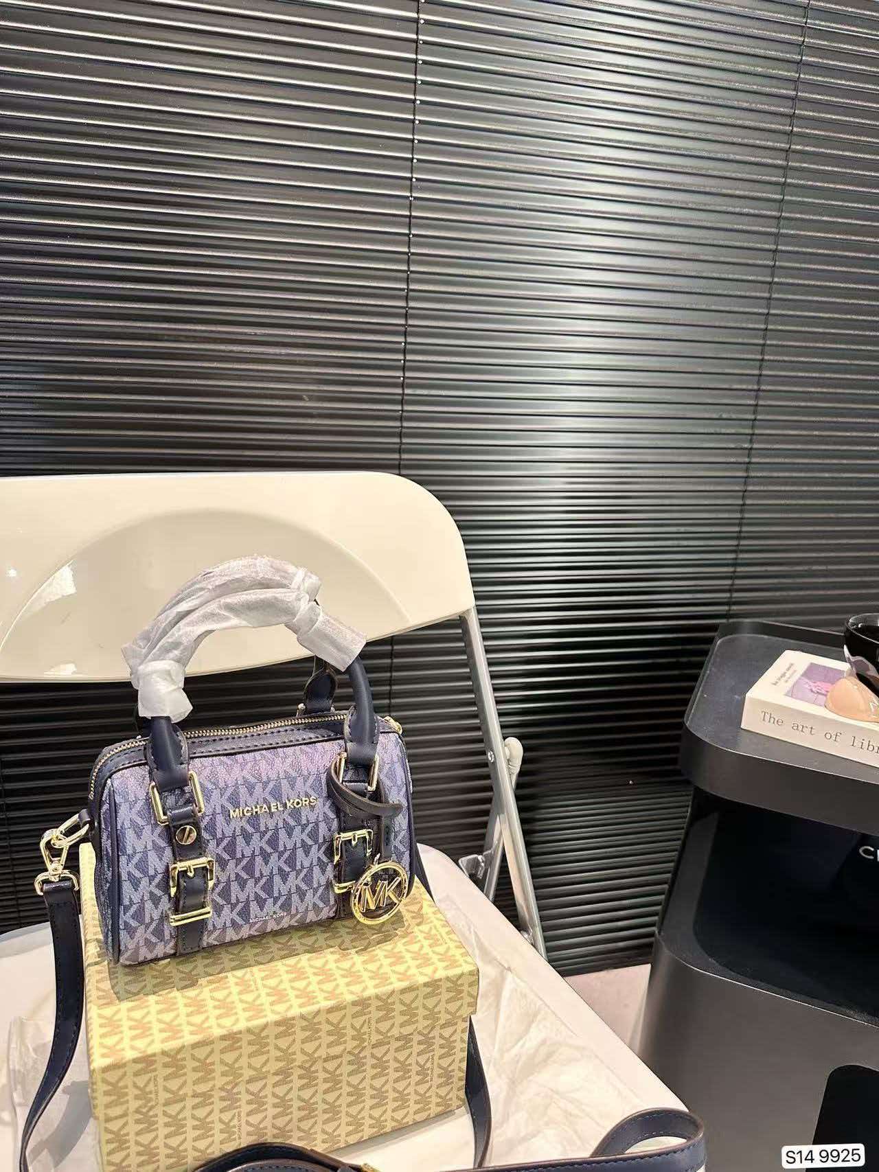 Luxury Bags Michael Kors - 2026 Yepyeni Michael Kors MK Kadın