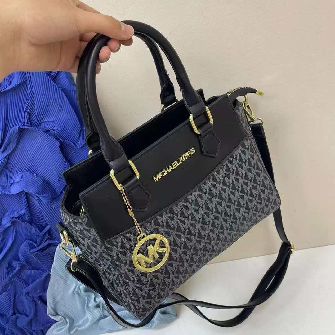 Michael Kors Kadın Lüks Hafif, - Luxury Bags Michael Kors incelemesi ve fiyatı