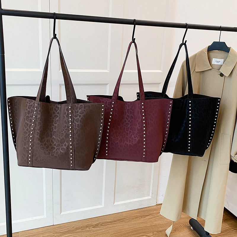 2026 Moda Kol Altı Kadın Çanta - Luxury Bags Classy incelemesi ve fiyatı