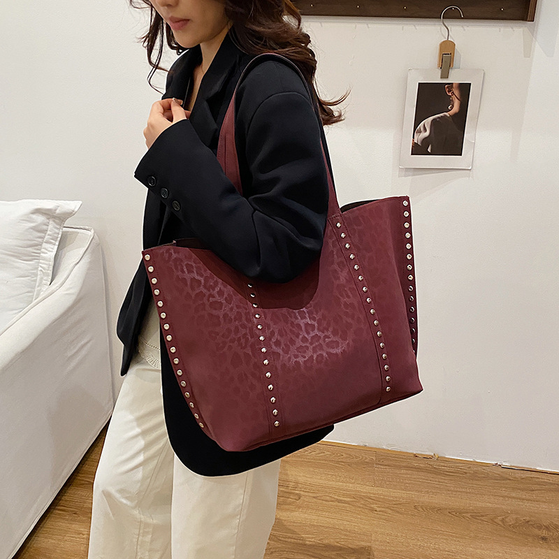 2026 Moda Kol Altı Kadın Çanta - Luxury Bags Classy incelemesi ve fiyatı