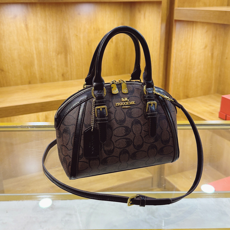 Lüks Logolu Metal Plakalı El Ç - Luxury Bags No Logo incelemesi ve fiyatı