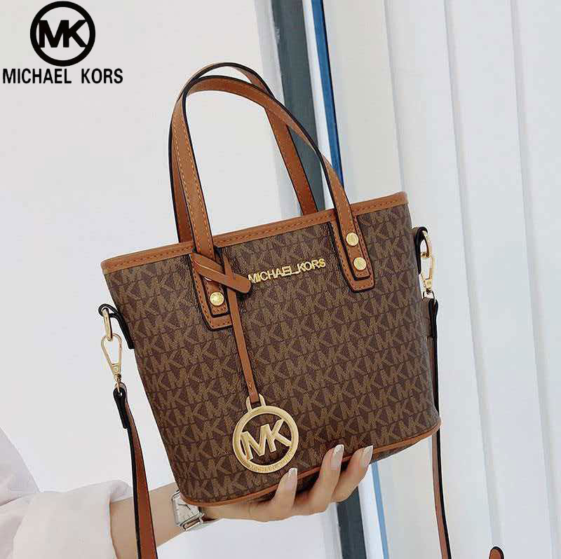 Michael Kors Ole Jet Set 2026  - Luxury Bags Michael Kors incelemesi ve fiyatı